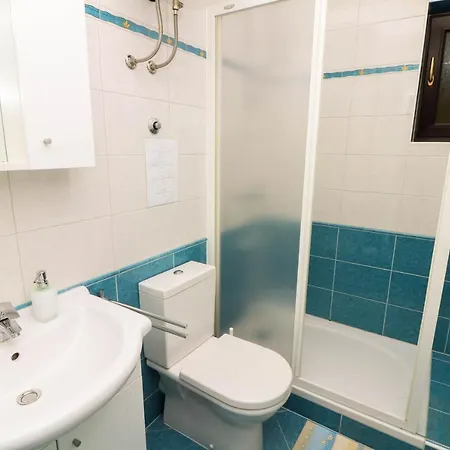 Blue And With Balcony Apartman *