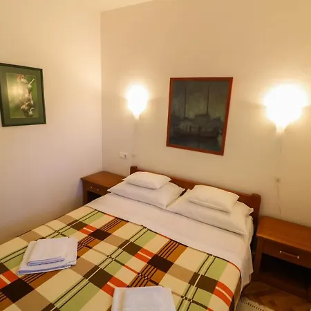 Blue And With Balcony Apartmán